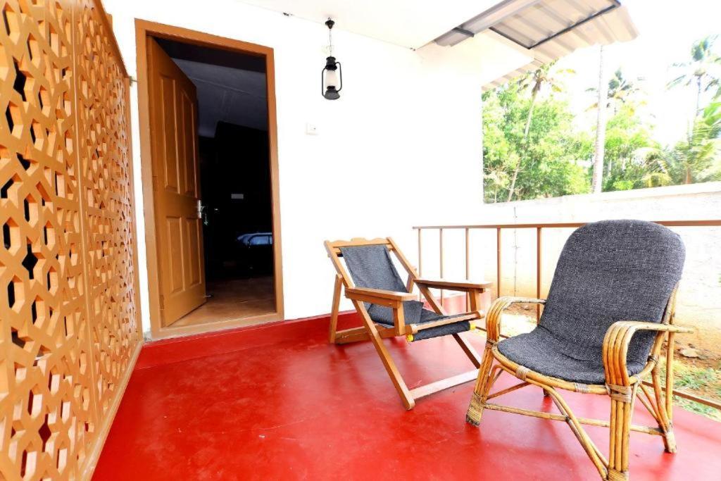 Waves And Shores Beach Villa Mararikulam Eksteriør billede